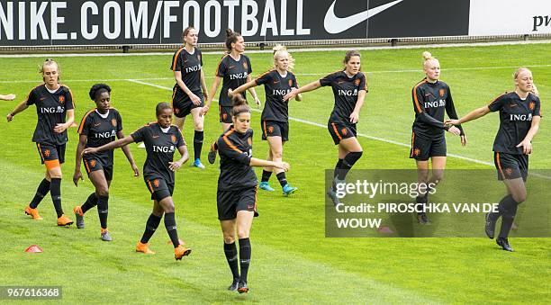 Dutch women's football team players take part in a training session in Zeist, on June 5, 2018. The Netherlands is preparing for the World Cup...