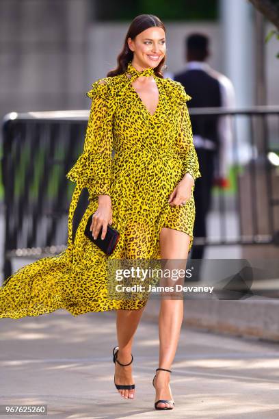 Irina Shayk arrives to the 2018 CFDA Fashion Awards at Brooklyn Museum on June 4, 2018 in New York City.