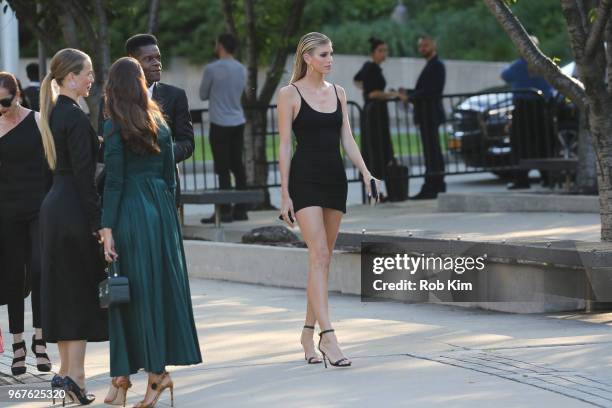 Devon Windsor arrives for the 2018 CFDA Fashion Awards at Brooklyn Museum on June 4, 2018 in New York City.