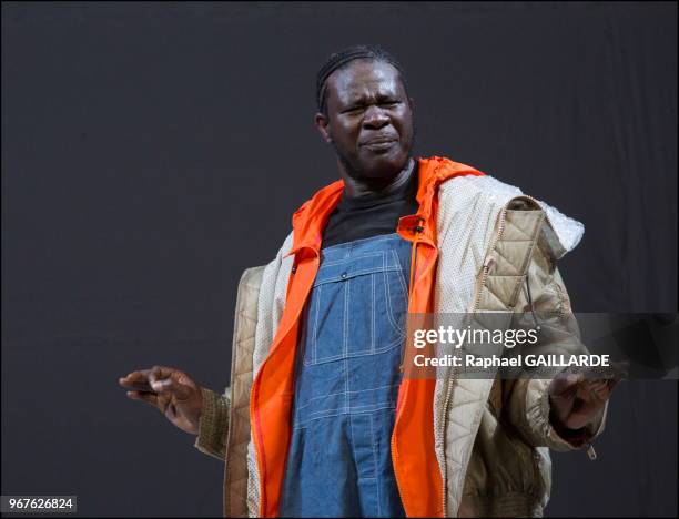 Bakary Sangaré de la Comédie-Française interprète 'Innocence' dans la salle Richelieu, pièce de Dea Loher, traduction de Laurent Muhleisen, mise en...