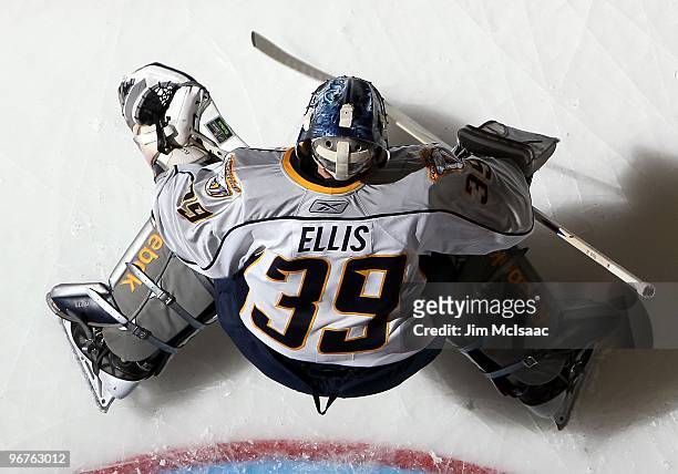 Dan Ellis of the Nashville Predators warms up before playing the New York Islanders on February 9, 2010 at Nassau Coliseum in Uniondale, New York.