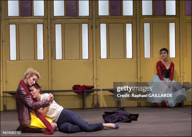 The Comedie Francaise performs "La Place Royale" of Pierre Corneille, directed by Anne-Laure Liegeois at "Le Vieux Colombier" theater on November 26,...