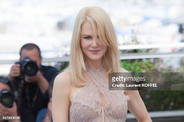 Nicole Kidman attends 'The Beguiled' photocall during the 70th annual Cannes Film Festival at Palais des Festivals on May 24, 2017 in Cannes, France.