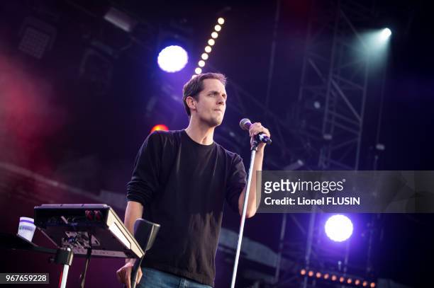 Artiste français 'Grand Corps Malade' en concert live au 'Paleo Festival de Nyon' le 24 juillet 2014 à Nyon, Suisse.