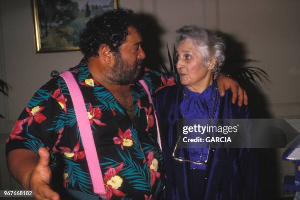 Carlos et sa mère Françoise Dolto à Paris le 14 janvier 1988, France.