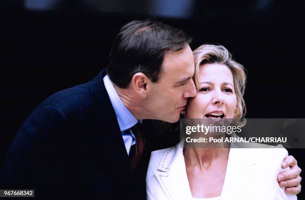 Mariage de Claire Chazal et Dominique Couture à la mairie du VIIè le 17 mars 2000 à Paris, France.