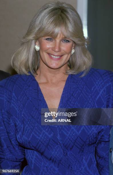 Portrait de l'actrice amèricaine Linda Evans en janvier 1989 à Paris, France.