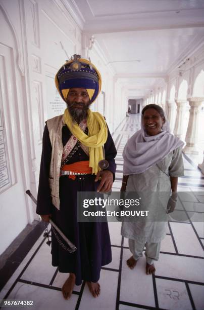 Sikhs en costumes traditionnels le 30 mai 1991 à Amritsar en Inde.