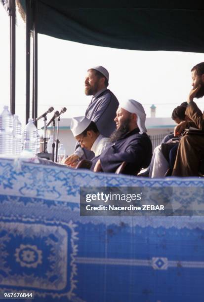 Abbassi Madani, fondateur du FIS et Ali Belhadj lors d'un discours le 13 mars 1990 à Blida en Algérié.