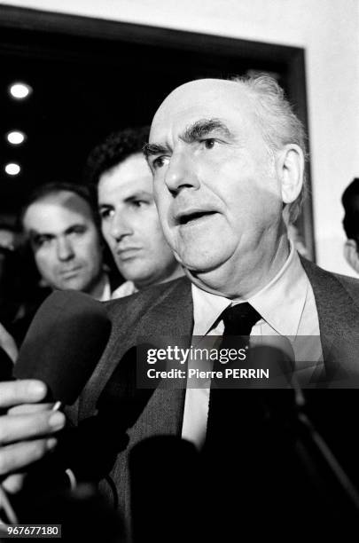 Andreas Papandreou, leader du PASOK, lors des élections législatives le 18 octobre 1981 à Athènes, Grèce.