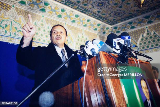 Portrait d'Abdelaziz Bouteflika, élu président algérien, le 16 avril 1999 à Alger, Algérie.