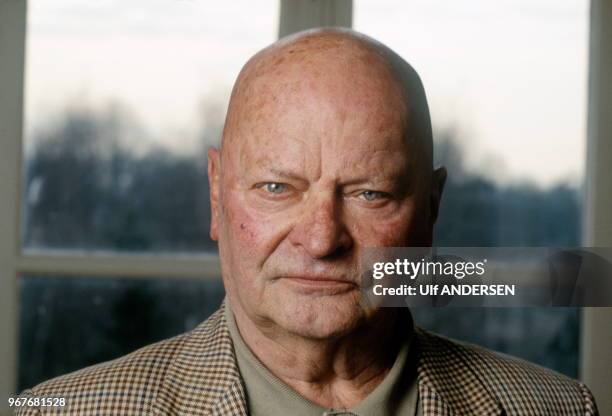 Lécrivain français Daniel Boulanger le 26 février 1997 à Senlis, France.