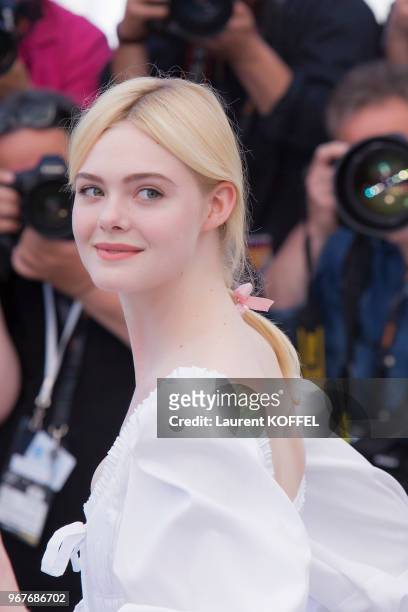 Elle Fanning attends 'The Beguiled' photocall during the 70th annual Cannes Film Festival at Palais des Festivals on May 24, 2017 in Cannes, France.