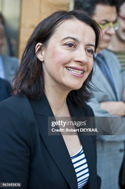 La ministre du Logement Cecile Duflot etait en deplacement le 17 juin 2013 a Villeurbanne, France. Elle s'est rendue sur le site de la ZAC des...