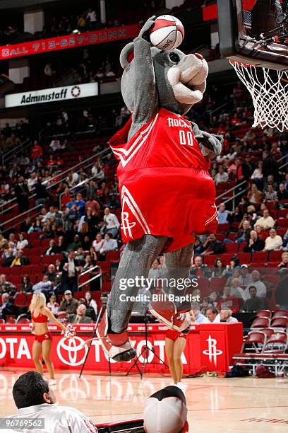 Cluth Houston Rockets 943 Clutch Mascot Stock Photos, High-Res Pictures, and Images - Getty ...