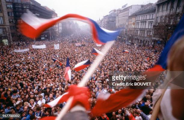 Manifestation pour la démocratie 21 novembre 1989 à Prague en République tchèque.