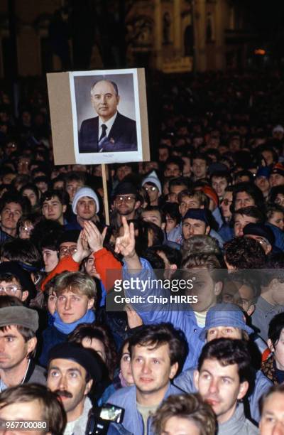 Manifestation pour la démocratie le 21 novembre 1989 à Prague en République tchèque.