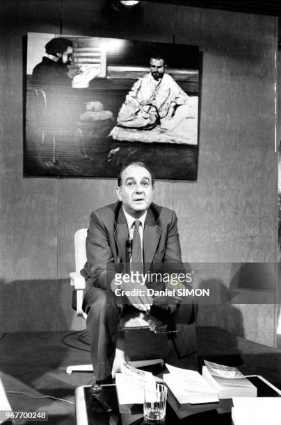 Georges Suffert à la télévision le 23 janvier 1980 à Paris, France.