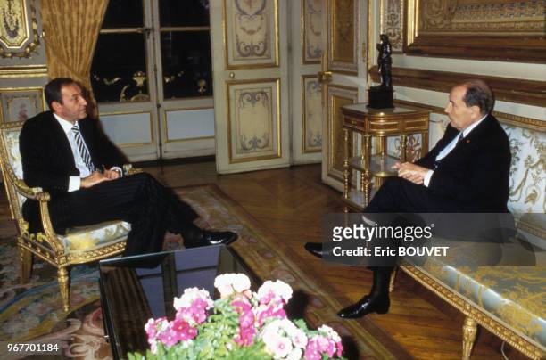 Nabih Berri, chef du mouvement Amal et François Mitterrand le 21 août 1984 à l'Elysée à Paris, France.