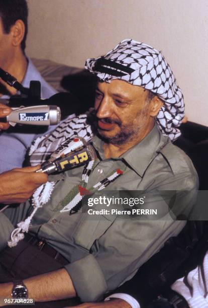 Le leader palestinien, Yasser Arafat, obligé de quitter Beyrouth assiégée par l'armée israëlienne, le 30 août 1982, Beyrouth, Liban.