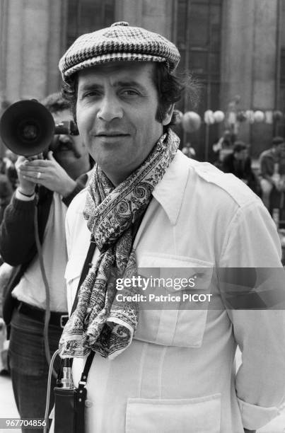 Jean Yanne sur le tournage de son film 'Les Chinois à Paris' le 14 septembre 1973, France.