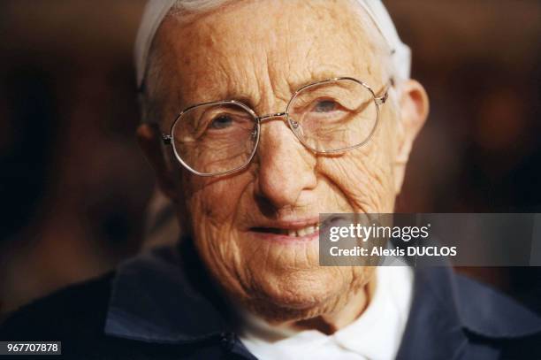 Portrait de Soeur Emmanuelle le 27 janvier 1999 à Paris, France.