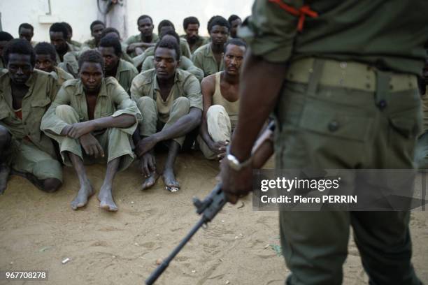 Prisonniers soudanais le 13 août 1983 au Tchad.