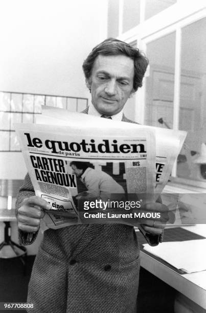 Portrait du journaliste Philippe Tesson, fondateur du journal polémique 'Le Quotidien de Paris' qu'il relance le 27 novembre 1979 à Paris, France.