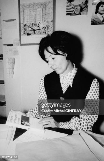 Le Prix Renaudot a été attribué à Suzanne Prou pour son roman "La Terrasse des Bernardini", le 19 novembre 1973 à Paris, France.