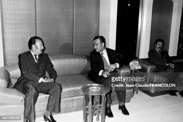 Réunion du sommet du Front du Refus à l'hôtel Sheraton au lendemain des accords de Camp David, avec de gauche à droite le président algérien Houari...