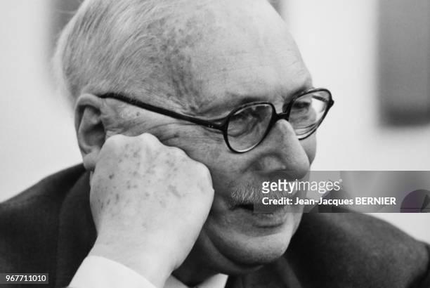 René Pleven, l'ancien ministre soutient simone Veil lors de la campagne pour les européennes le 19 mai 1979 à Vitré, France.