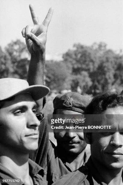 Entrainement de la milice populaire au Caire lors de la guerre du Kippour le 29 octobre 1973, Egypte.