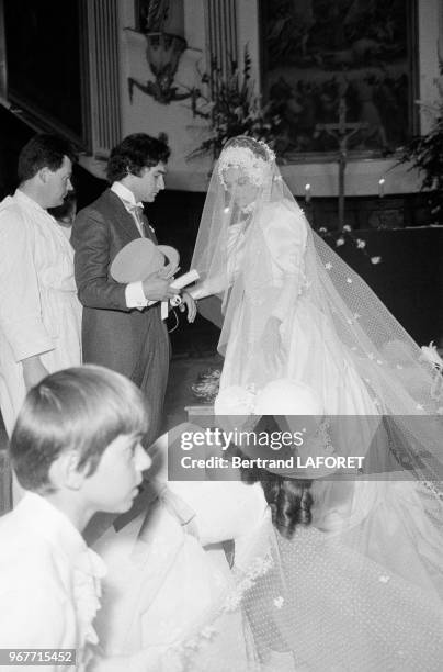 Mariage de Michel, le fils du célèbre coiffeur Alexandre, le 25 mai 1970 à Saint-Tropez, France.