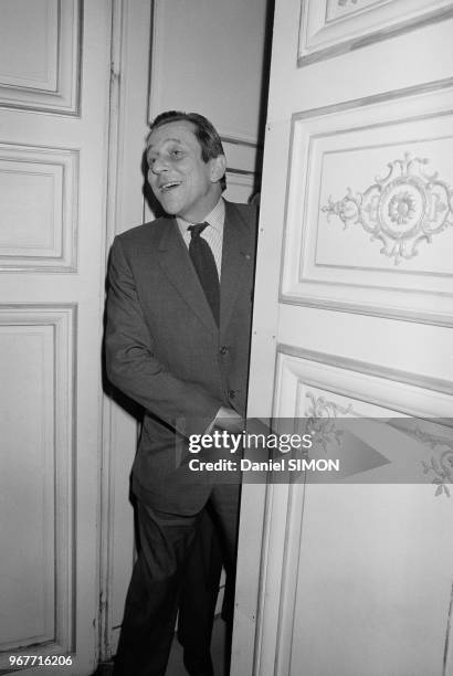 Aymar Achille-Fould au ministère de l'Equipement le 30 mars 1974 à Paris, France.