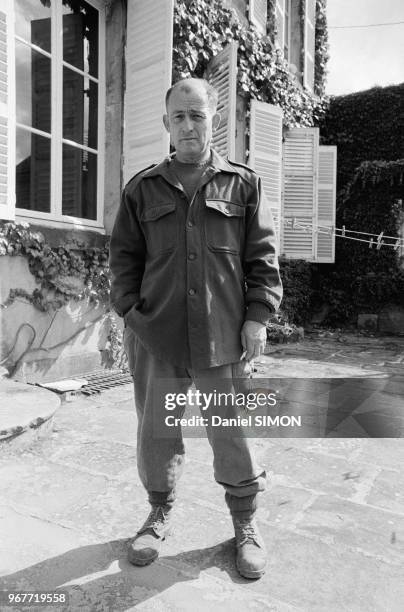 Antoine Argoud, ex-partisan de l'Algérie française et membre de l'OAS, à la retraite dans sa maison des Vosges le 22 septembre 1974 à Darney, France.