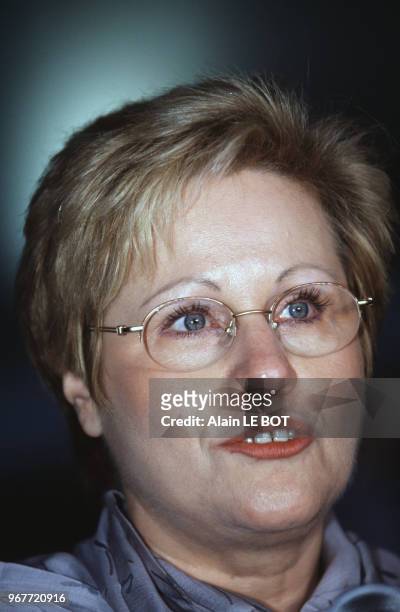 Portrait de Michelle Demessine, Secrétaire d'Etat au Tourisme, 22 avril 2000, France.