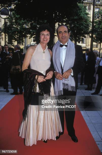Jean-Pierre Elkabbach et sa femme Nicole Avril à la 1ère de 'Mayerling' à Paris le 15 juin 1993, France.