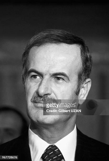 Hafez el-Assad lors de la visite officielle de Raymond Barre à Damas le 27 novembre 1977, Syrie.