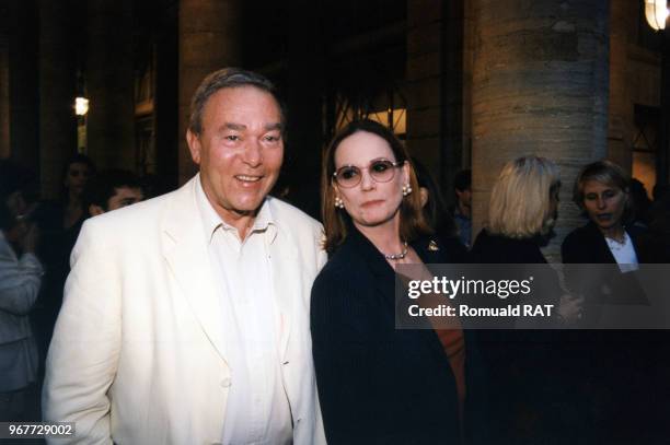 Yves Boisset et Claudine Auger à la soirée 'Fête du Cinéma' à Paris le 30 juin 1998, France.