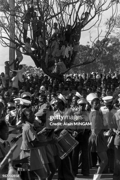 Manifestation de 3000 personnes en soutien au président Mobutu, Kolwezi, le 24 mars 1977,Zaïre.