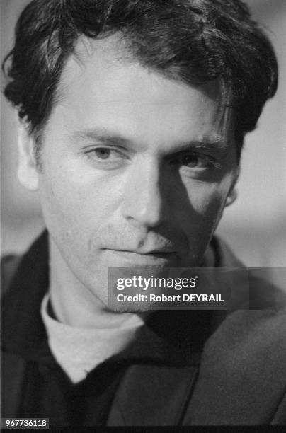 Portrait du dessinateur et réalisateur Enki Bilal le 21 novembre 1989, France.
