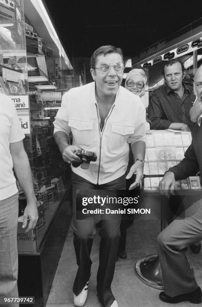 Arrivée de l'acteur américain Jerry Lewis au Festival de Cannes le 22 mai 1979, France.