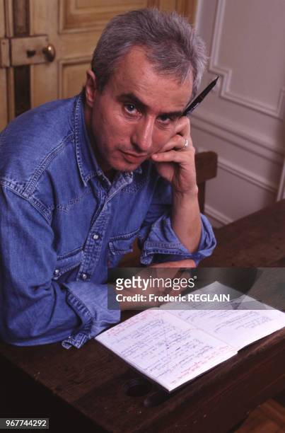 Christian Spitz, médecin, animateur radio sous le nom de Le Doc, et écrivain le 26 septembre 1996 à Paris, France.