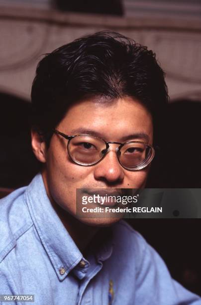 Jerry Yang, ingénieur co-fondateur de Yahoo, le 15 octobre 1996 à Paris, France.