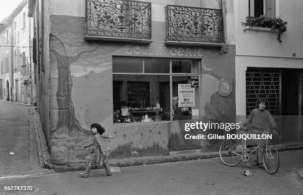 Boulangerie fermée à l'Ille-sur-Têt lors de l'opération ville-morte contre la recherche et l'exploitation de l'uranium sur le territoire de la...