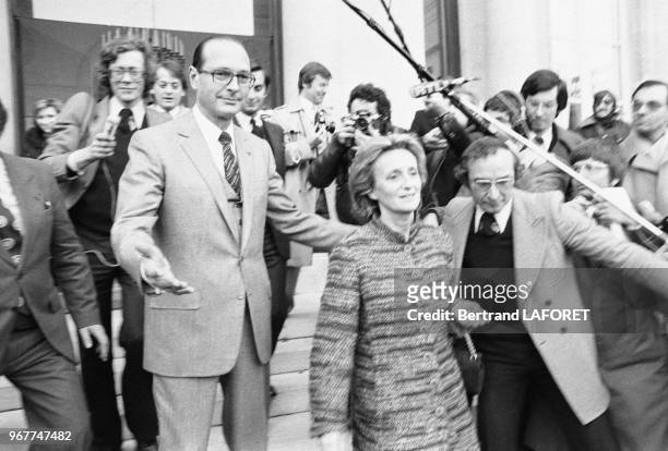 Jacques et Bernadette Chirac à la sortie du palais de l'Elysée après un déjeunes avec le président Giscard d'Estaing le 24 janvier 1980, Paris,...