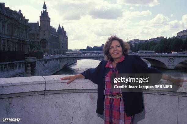 La chanteuse de fado protugaise Amália Rodrigues à Paris le 20 juin 1985, France.