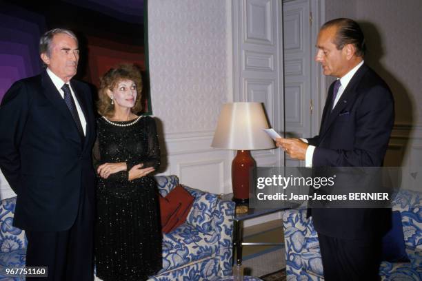 Jacques Chirac reçoit Gregory Peck et sa femme Véronique à paris le 24 septembre 1984, France.