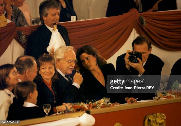 Le Prince Rainier et Caroline de Monaco lors de l'évènement équestre le 27 avril 1996 à Monte-Carlo, Monaco.
