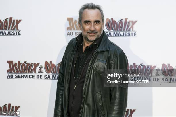 Antoine Dulery attends at "Asterix et Obelix: au service de sa majeste" film premiere at "Le Grand Rex" on September 30, 2012 in Paris, France.